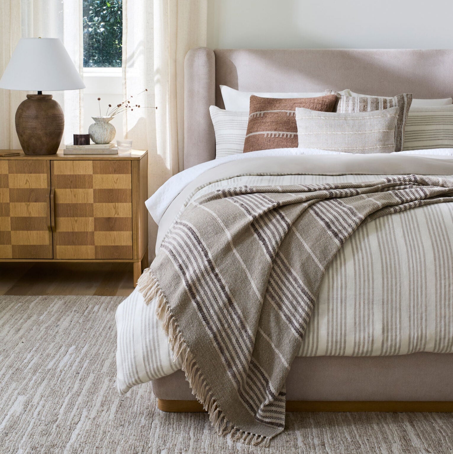 Covella Upholstered Bed - Anthem Classic