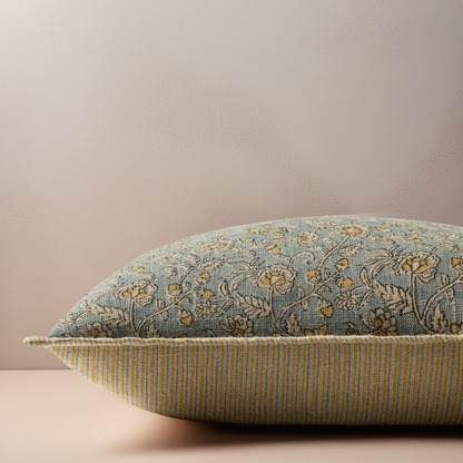 Daisy Mae Linen Pillow